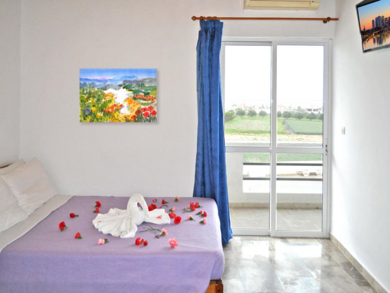 Greta Beach 3*