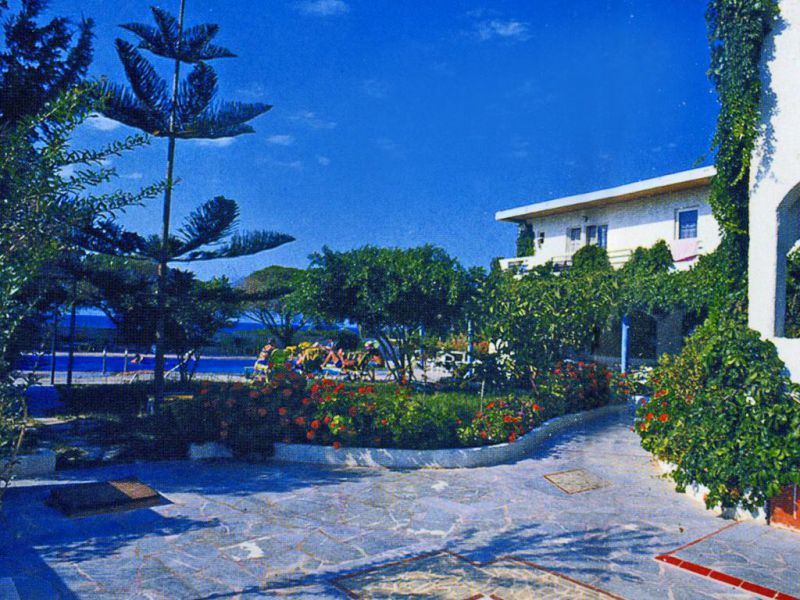 Greta Beach 3*