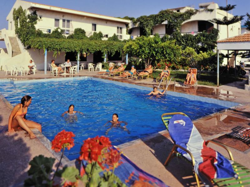 Greta Beach 3*