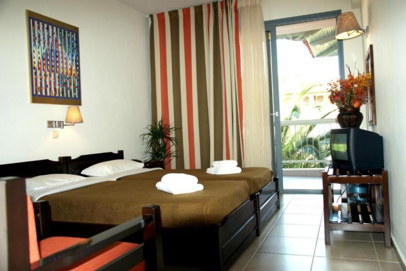 Hanioti Village Wellness & Spa Resort 3*