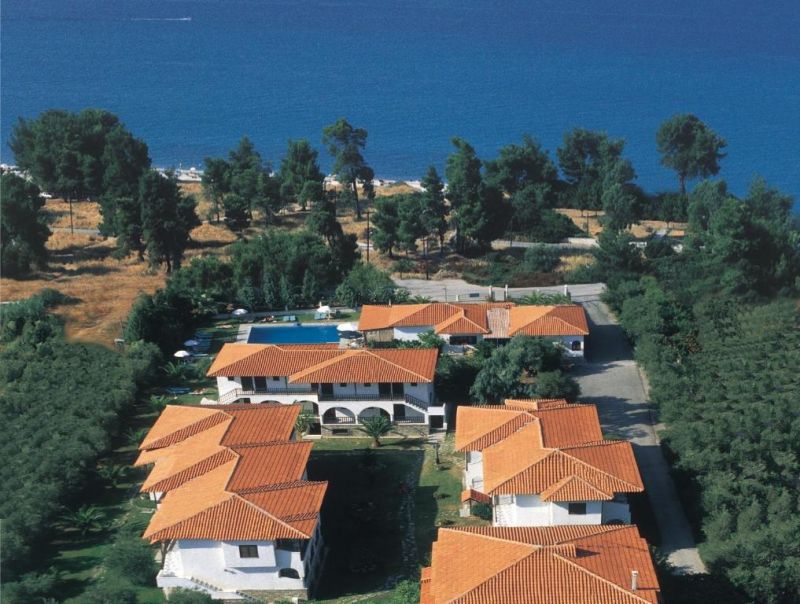 Hanioti Village Wellness & Spa Resort 3*