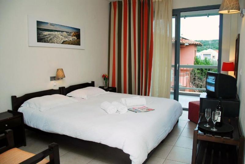 Hanioti Village Wellness & Spa Resort 3*