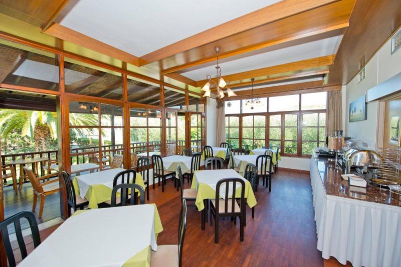 Hanioti Village Wellness & Spa Resort 3*