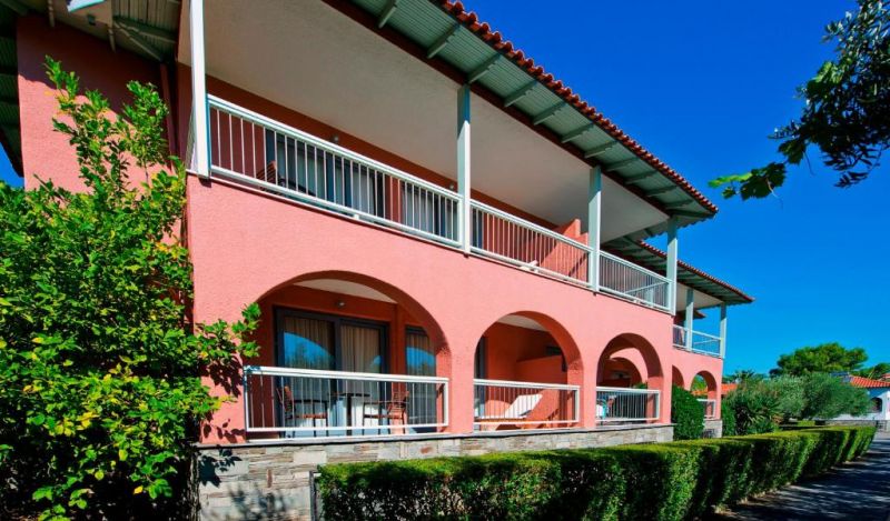 Hanioti Village Wellness & Spa Resort 3*