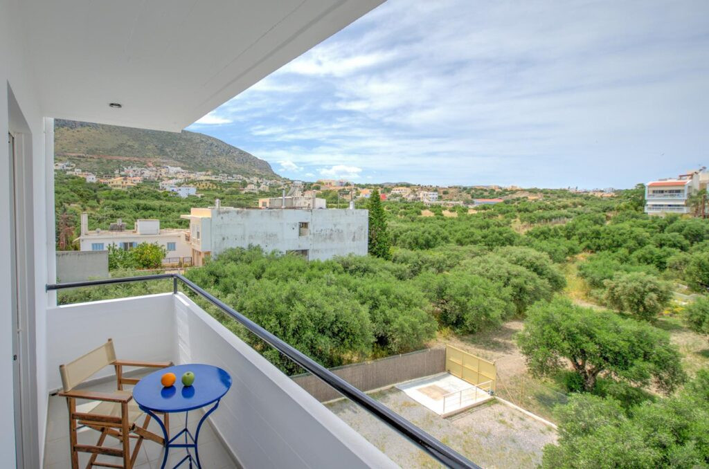 Happiness Apartments 3*