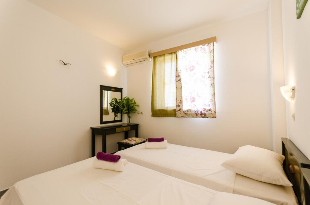 Happiness Apartments 3*