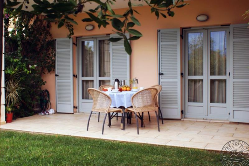 Harmony Hotel Apartments 3*