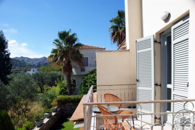 Harmony Hotel Apartments 3*