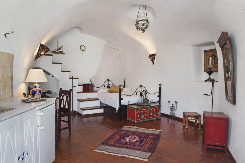 Heliophos Boutique 4*