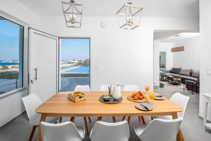 Hill & Sea View Villa 4*