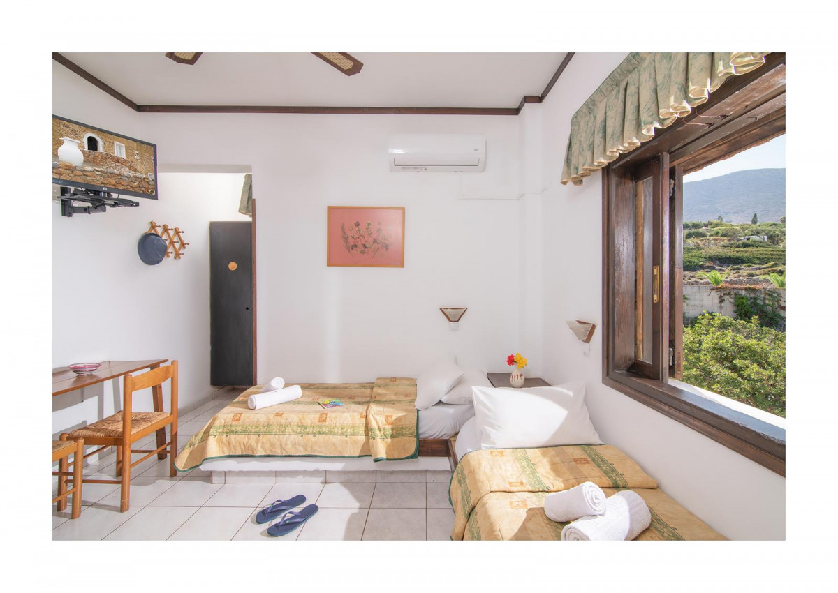 Iliostasi Beach Apartments 2*