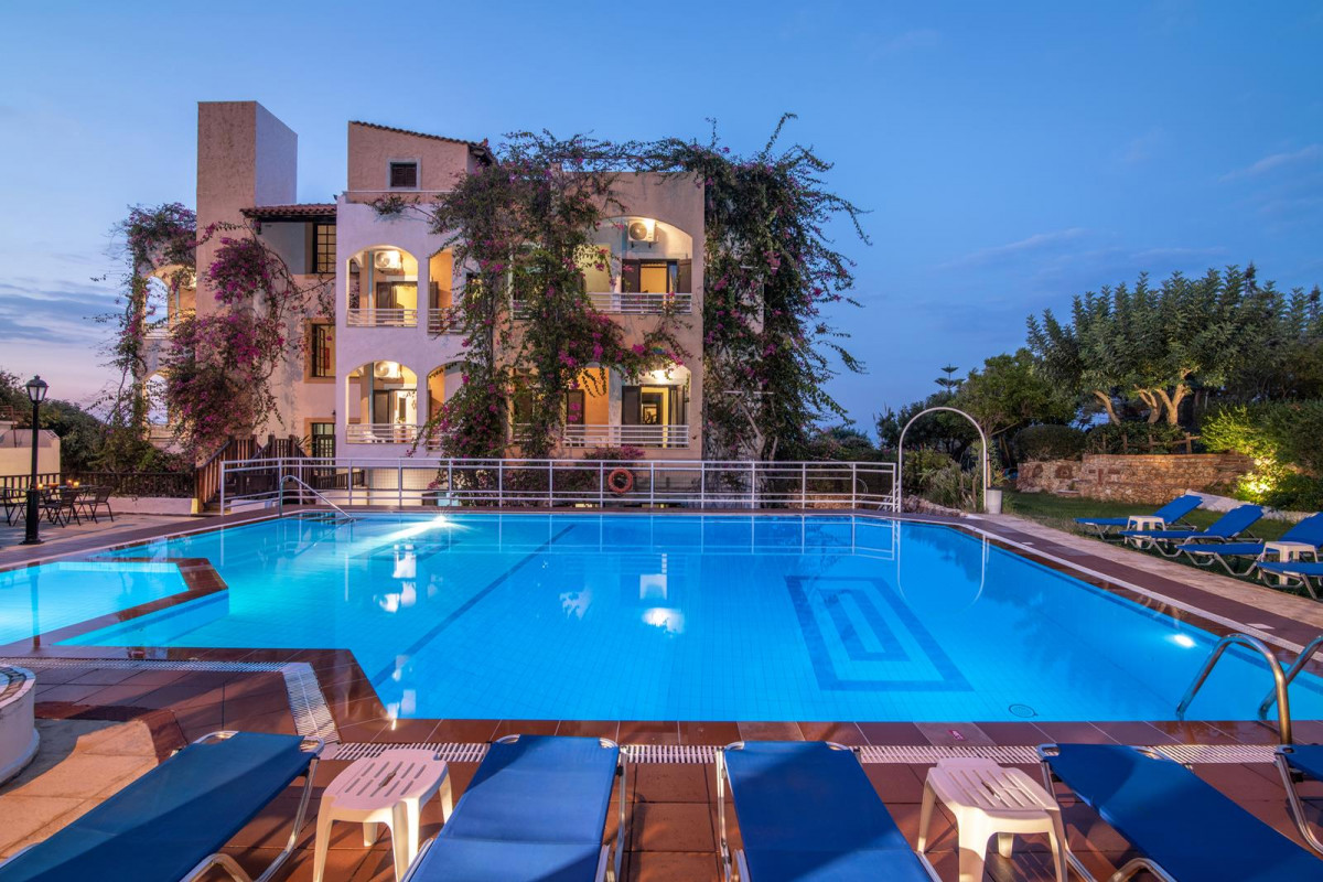 Iliostasi Beach Apartments 2*