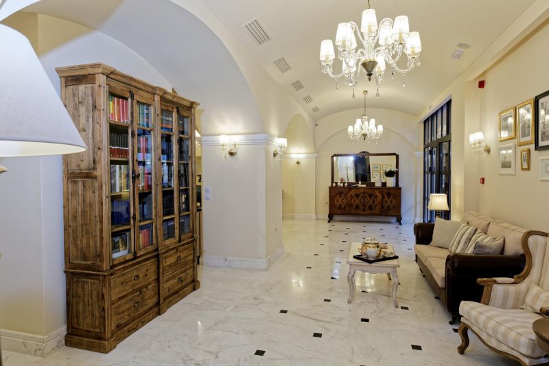 Ionia Suites 4*