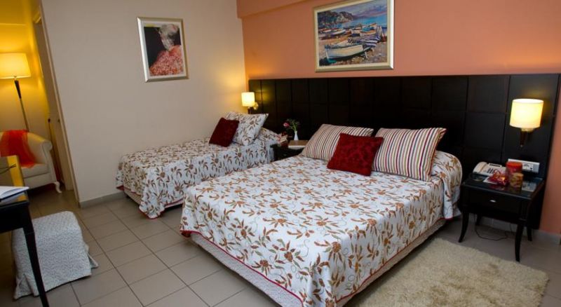Ionian Plaza 3*