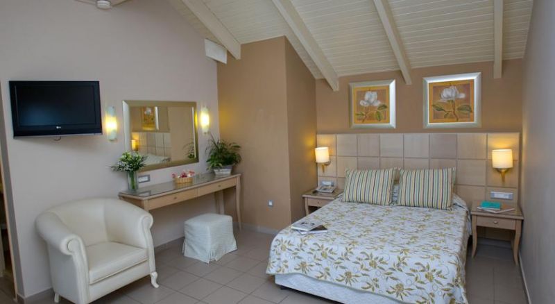 Ionian Plaza 3*