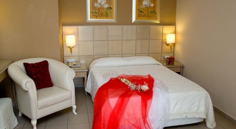 Ionian Plaza 3*