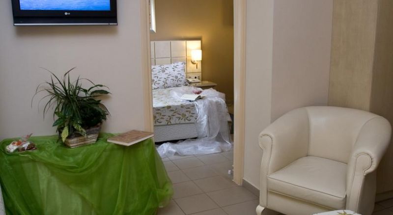 Ionian Plaza 3*