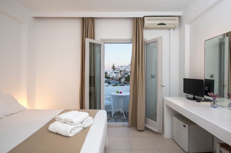 Kanales Rooms & Suites 4*