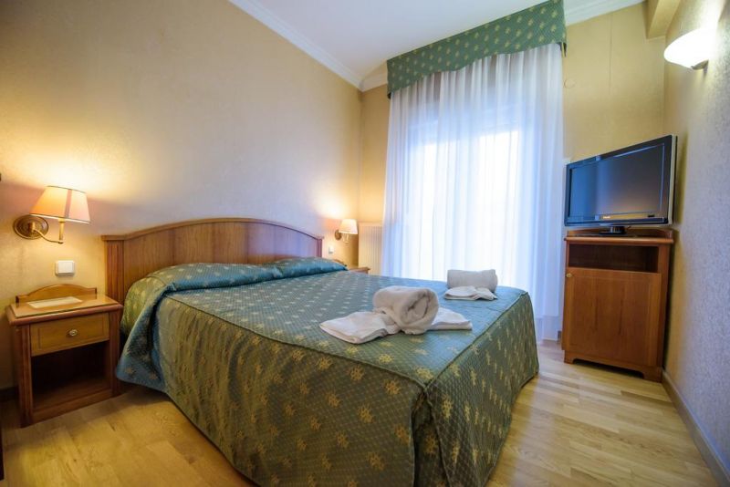 Kastoria 4*