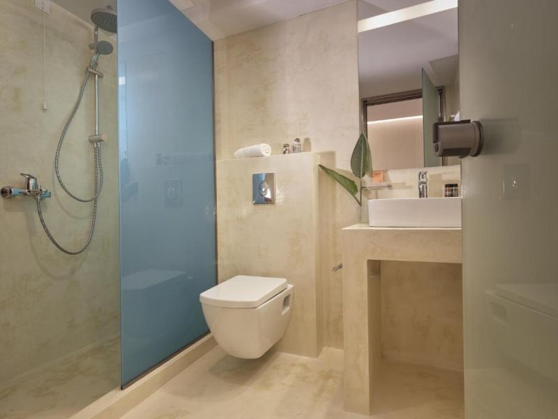 Koukounaria Hotel & Suites 4*