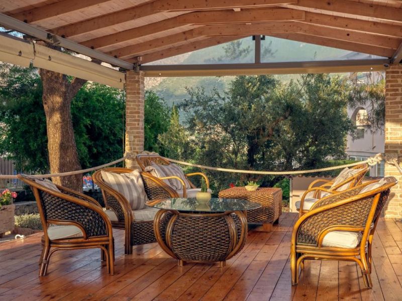 Koukounaria Hotel & Suites 4*