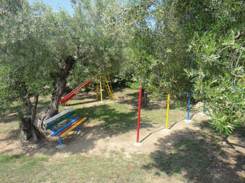 Kouyoni Bungalows Apt 3*