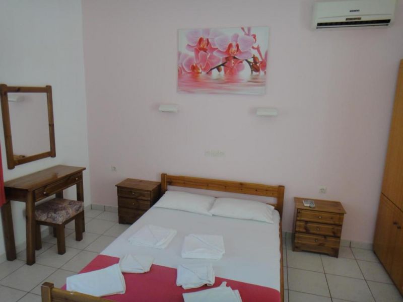 Kouyoni Bungalows Apt 3*