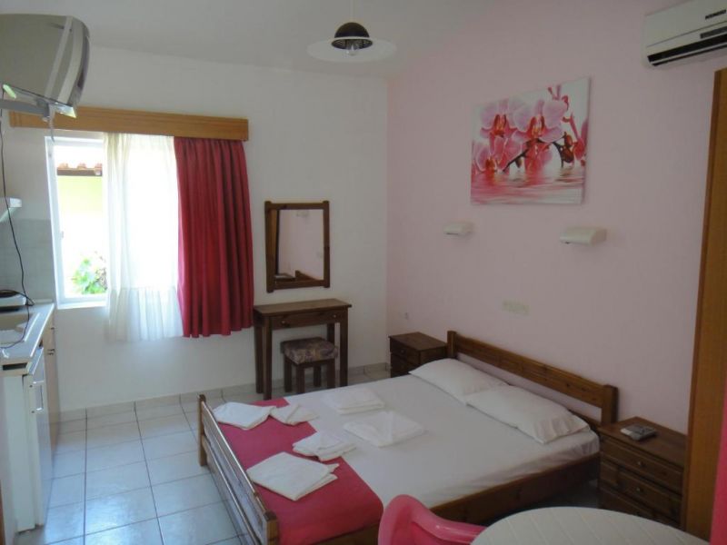 Kouyoni Bungalows Apt 3*