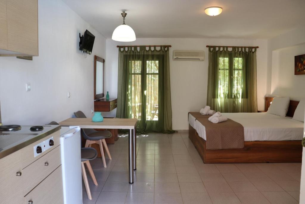Kri Kri Village Holiday Apt 3*