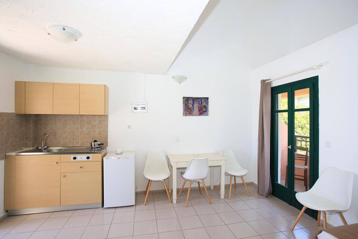 Kri Kri Village Holiday Apt 3*
