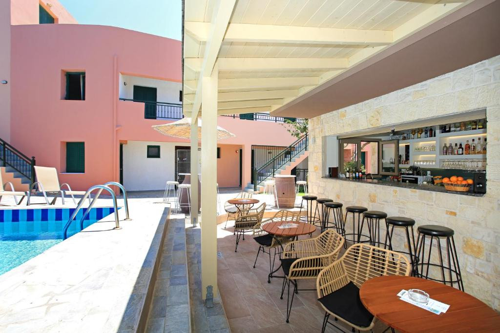 Kri Kri Village Holiday Apt 3*