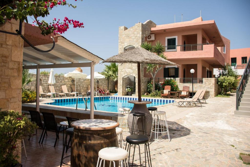 Kri Kri Village Holiday Apt 3*