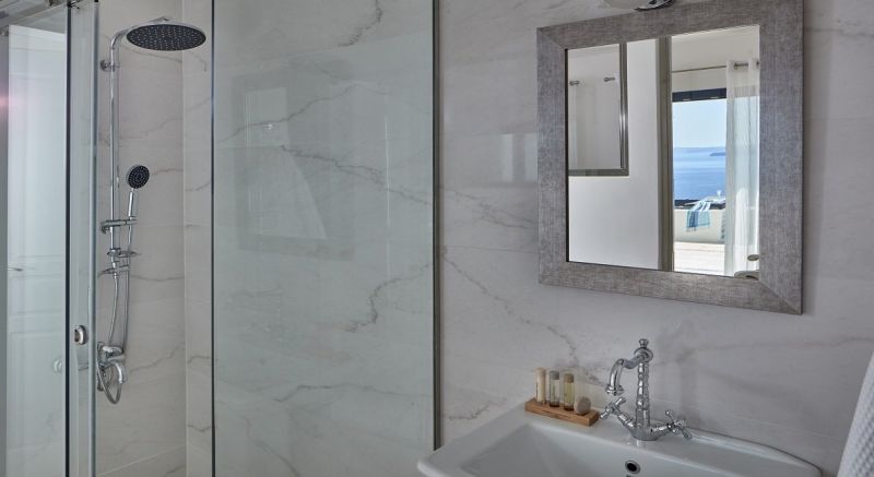 La Maltese Oia Luxury Suites 4*