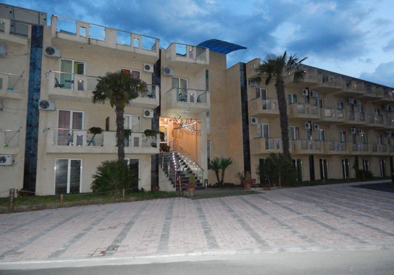 Lilalo Hotel 2*