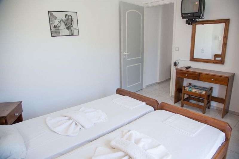 Litsa Mare Apartments 3*