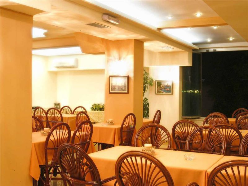 Xenios Loutra Beach 3*