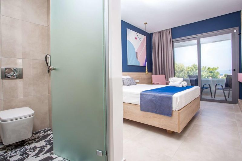 Madison Hotel 2*