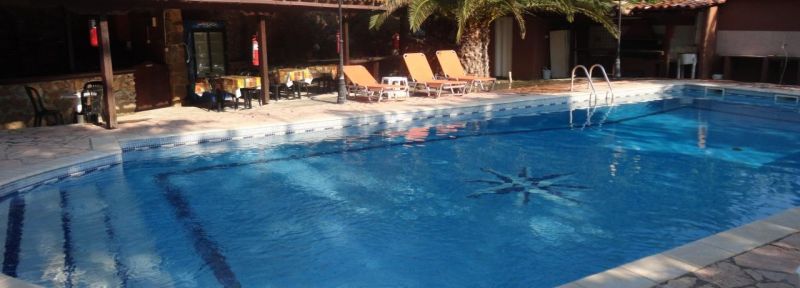 Makis House Apartments 3*