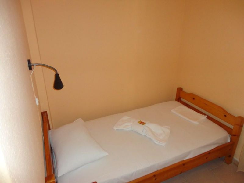 Makis House Apartments 3*