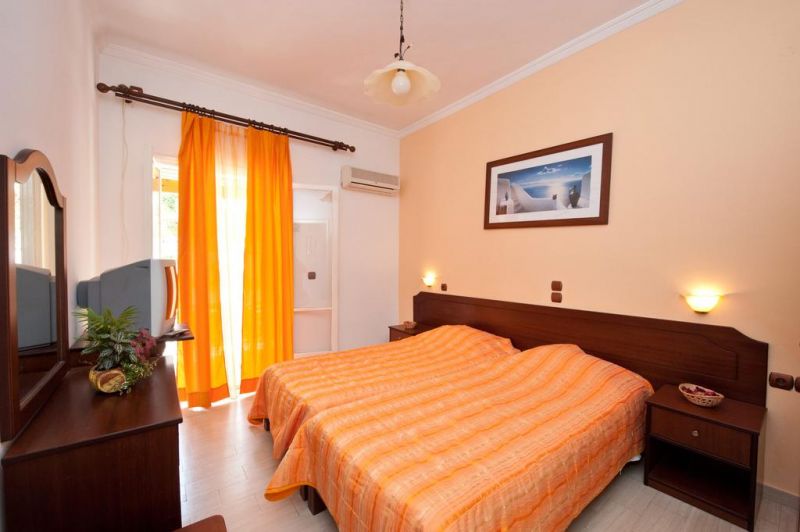 Marina Apt 2*