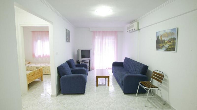 Metamorfosi Family Apt 3*