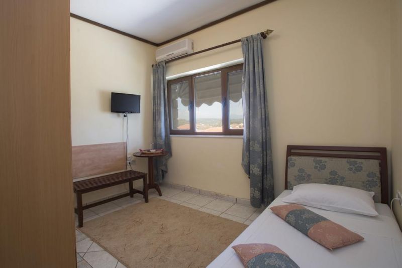Methoni Beach Hotel 2*