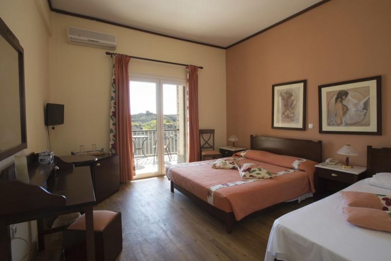 Methoni Beach Hotel 2*