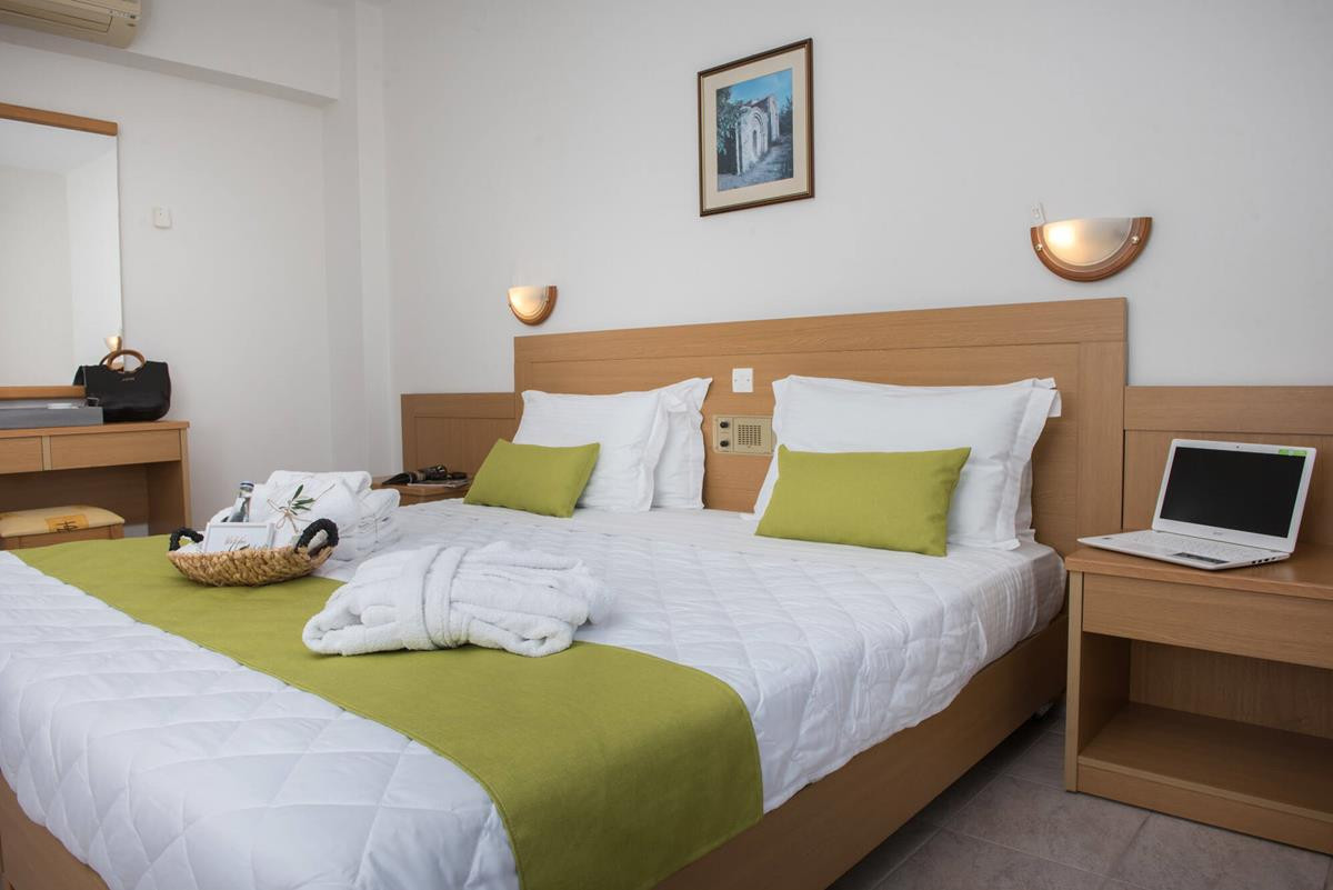 Mitos Village Apartments 2*