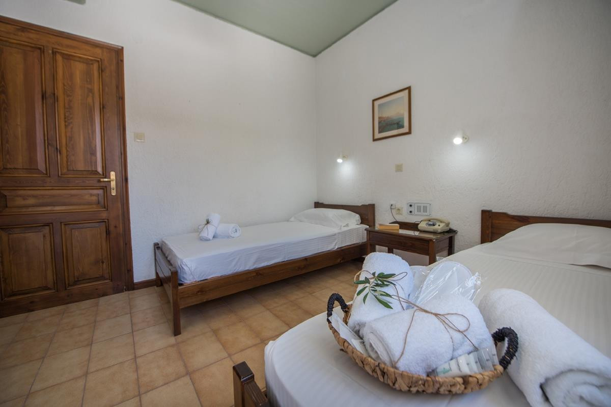 Mitos Village Apartments 2*