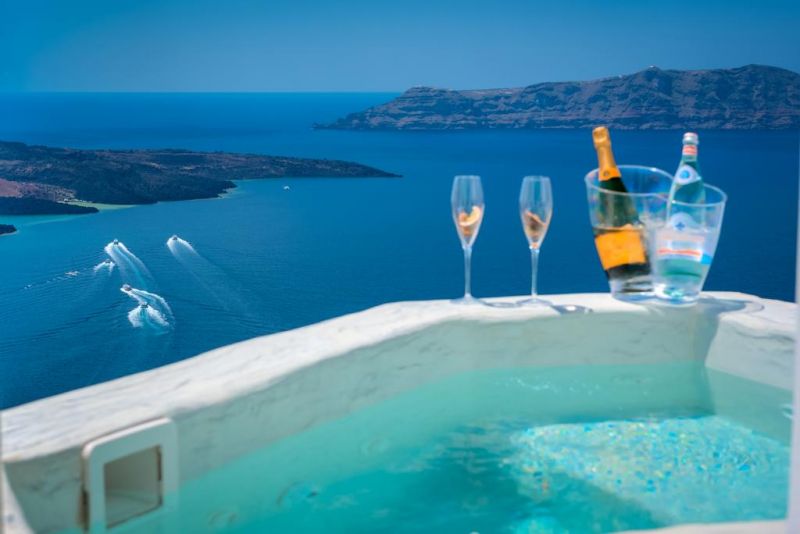 Modernity Suites 4*