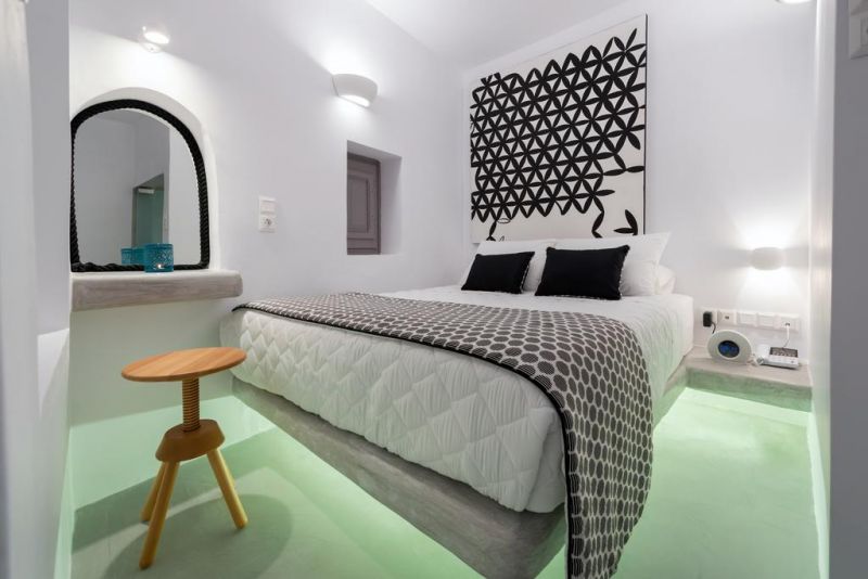 Modernity Suites 4*