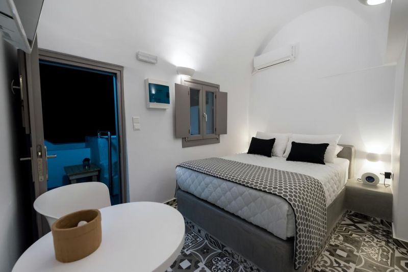 Modernity Suites 4*