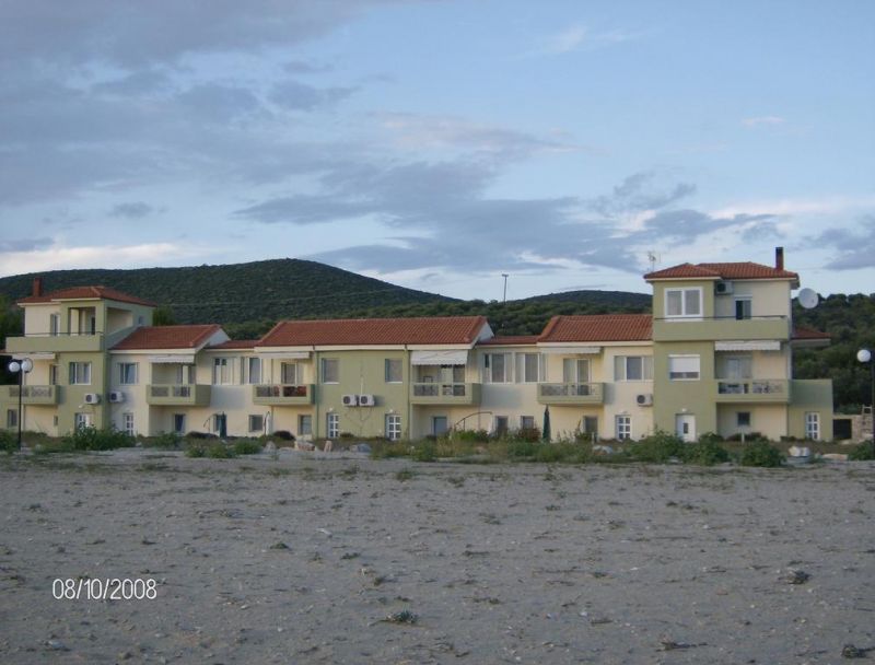 Monopetro Luxury Apartment 3*