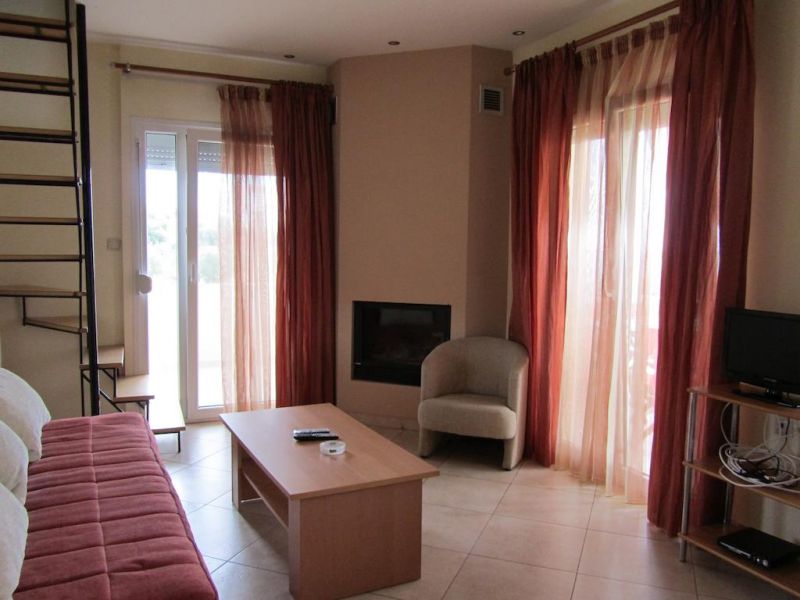 Monopetro Luxury Apartment 3*